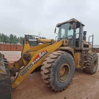 Колесный погрузчик 5T