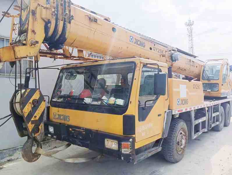 Автокран XCMG б/у Used XCMG Truck Crane