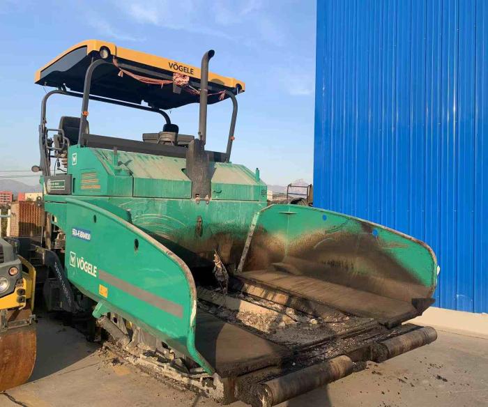 Б/у асфальтоукладчик RP903