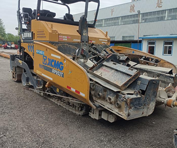 Подержанный асфальтоукладчик XGMG